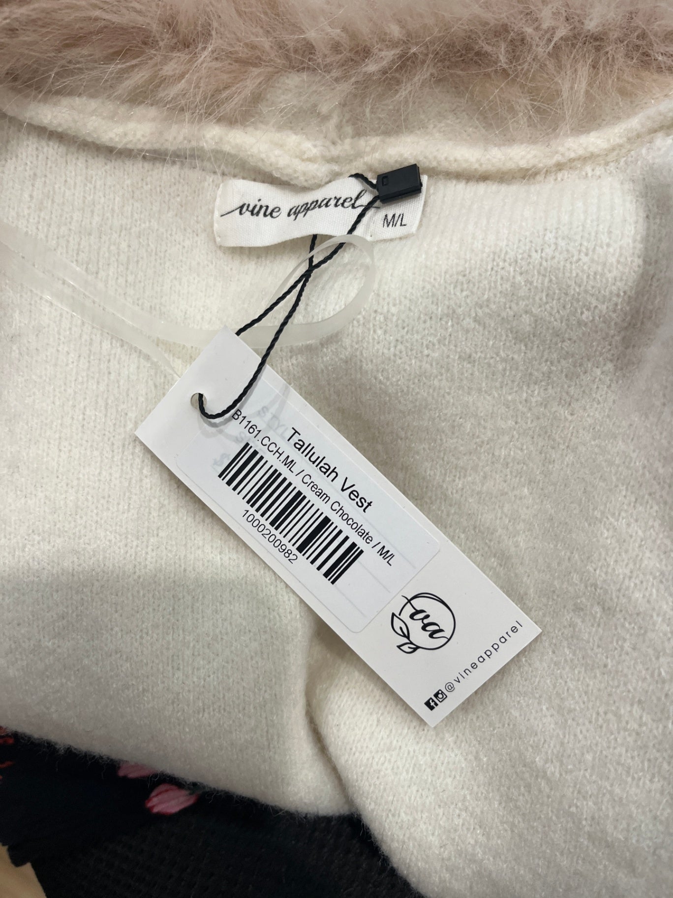 Vine Apparel Knitted Vest — M/L Cream