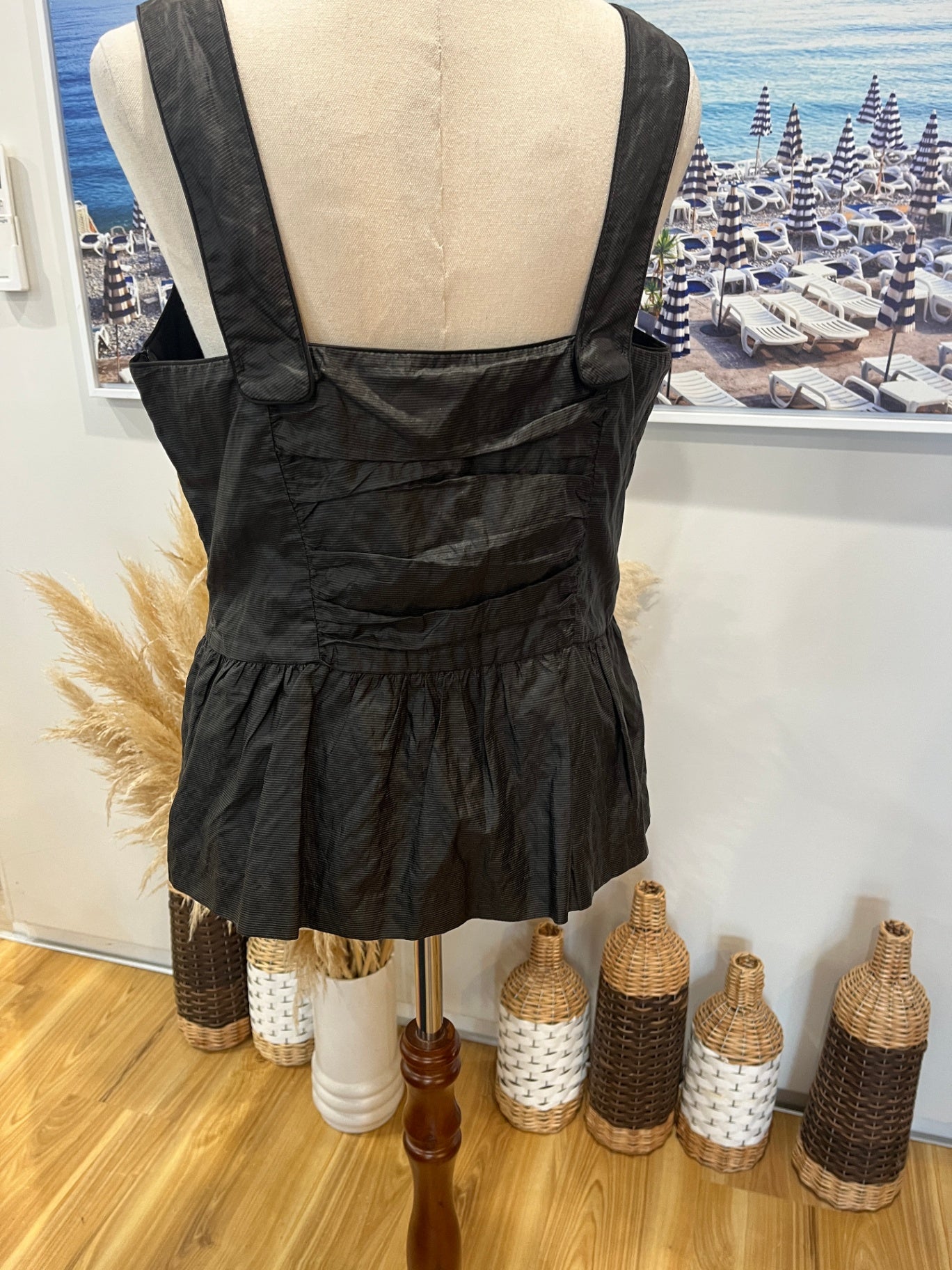 Cue Top — Size 12 Very Dark Brown Wet-Look with Zip