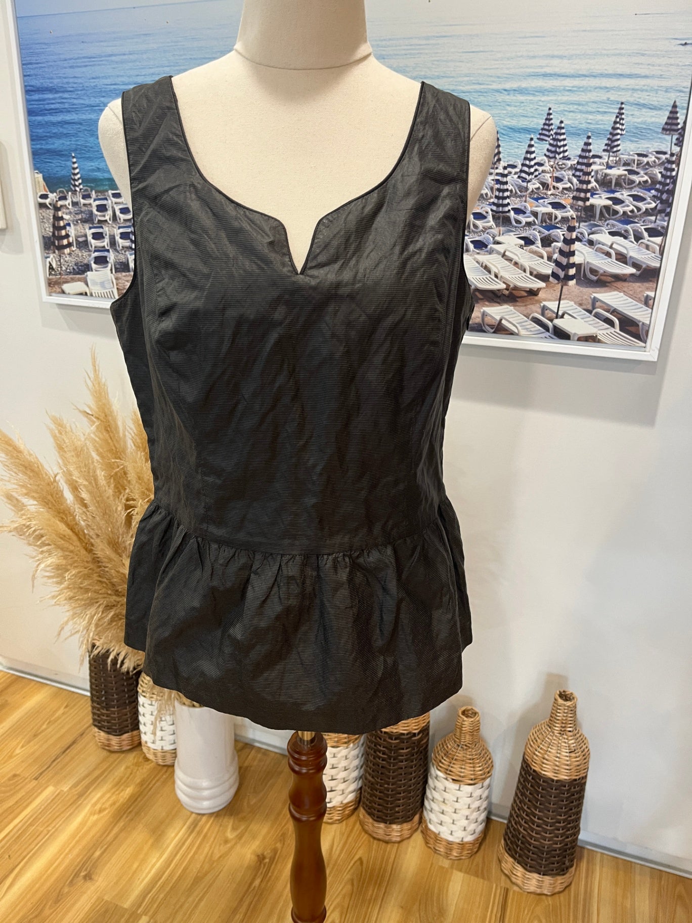 Cue Top — Size 12 Very Dark Brown Wet-Look with Zip