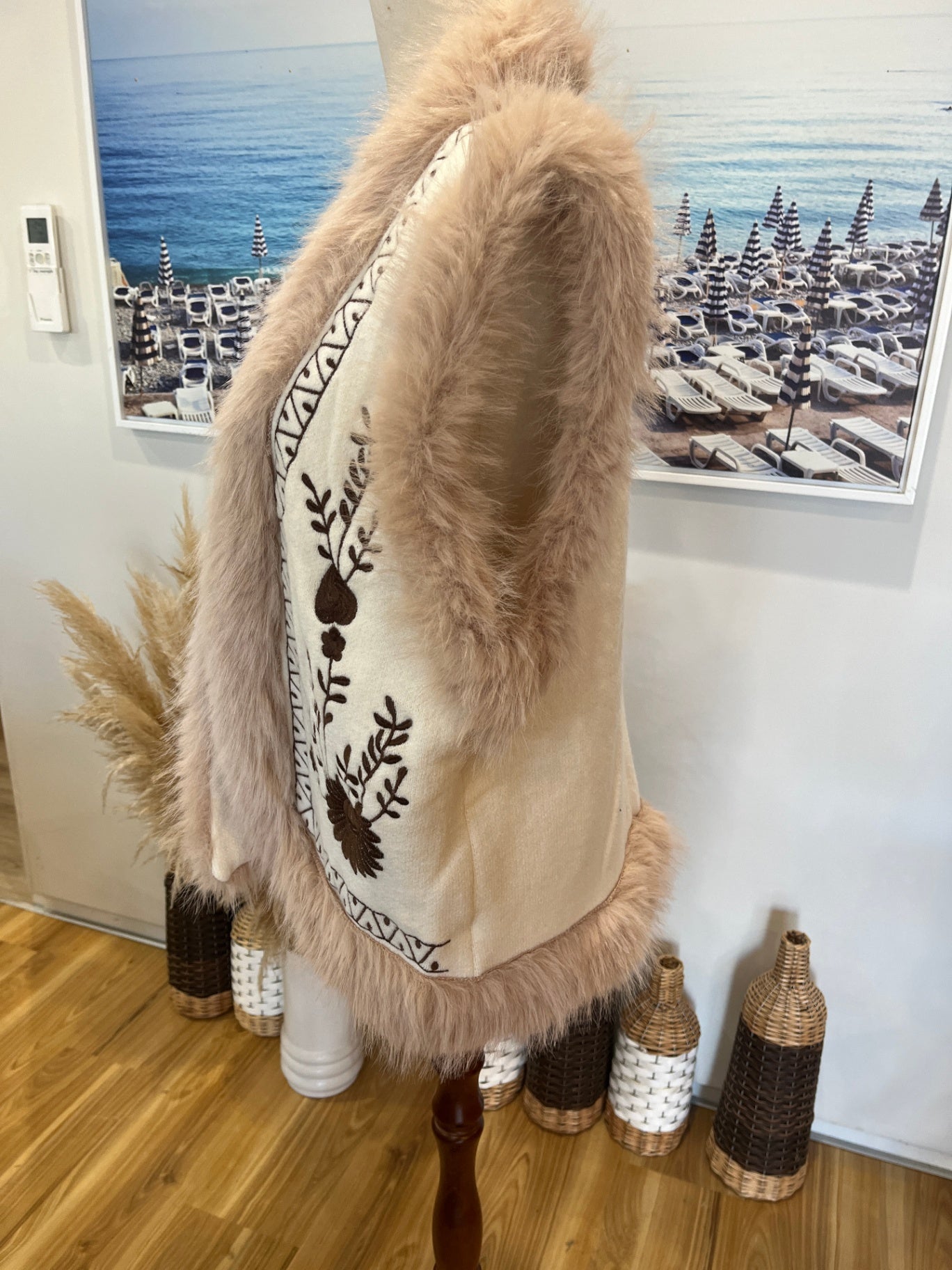 Vine Apparel Knitted Vest — M/L Cream