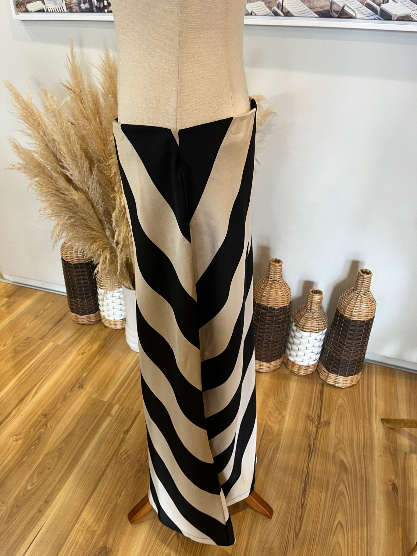 Stella + Gemma Midi Skirt — Beige & Black | Size 12 | Chic Statement Style