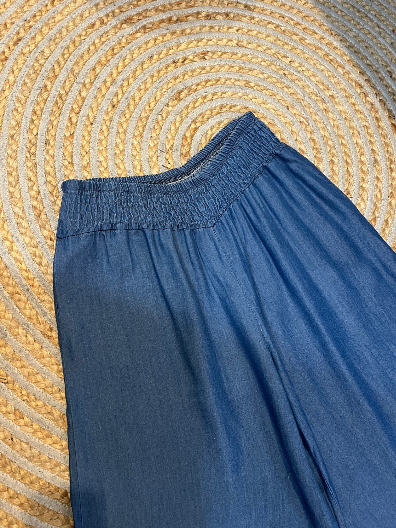 Italian-Made Blue Chambray Wide-Leg Pants — M/L | Relaxed & Effortless Style
