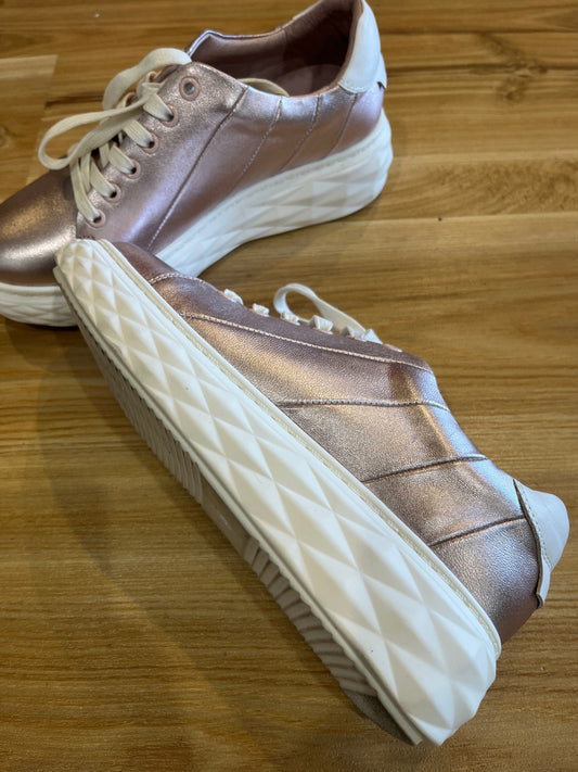 Gelato Jesper Casual Lace-Up Shoes — Metallic Lilac & Pink | EU 38