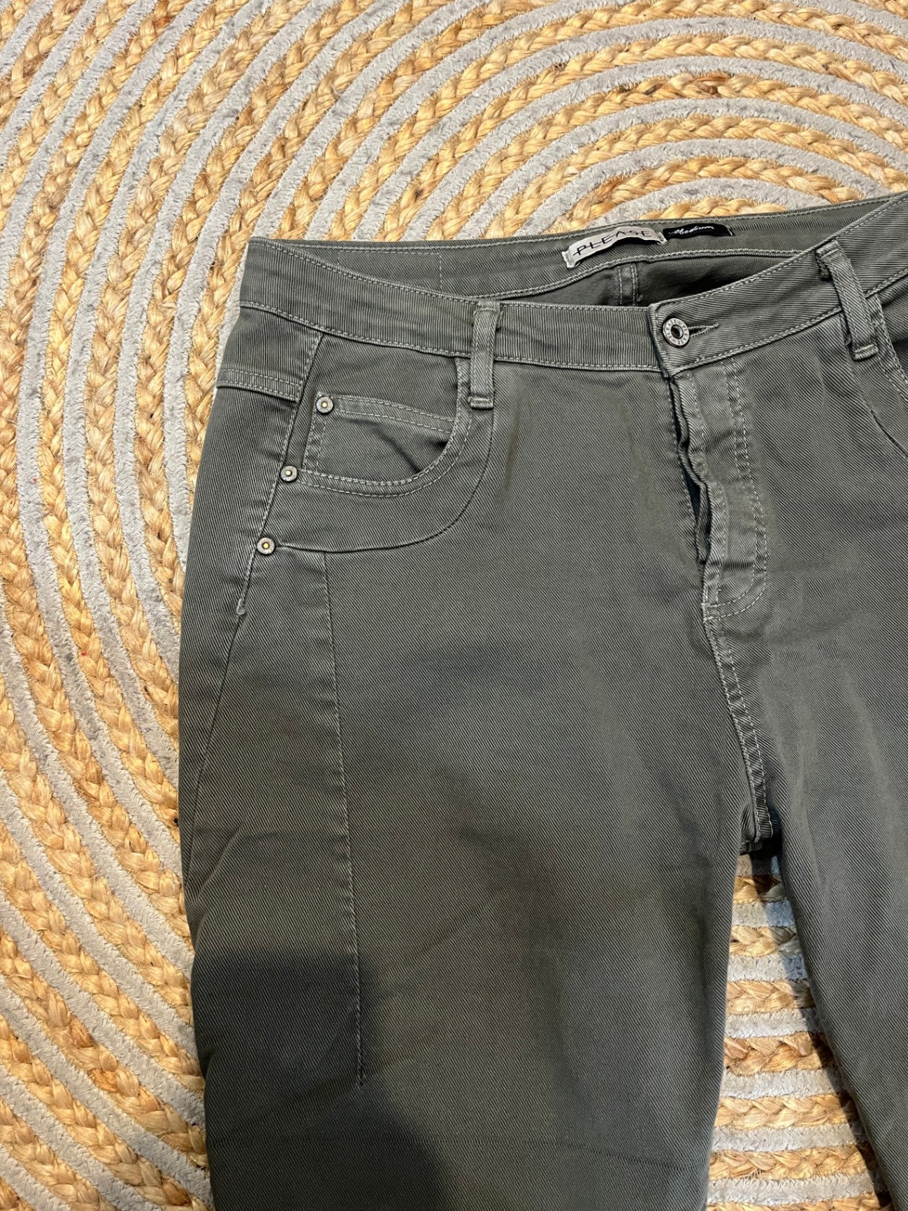 PLEASE Jeans Made in Italy – Khaki, Size Medium