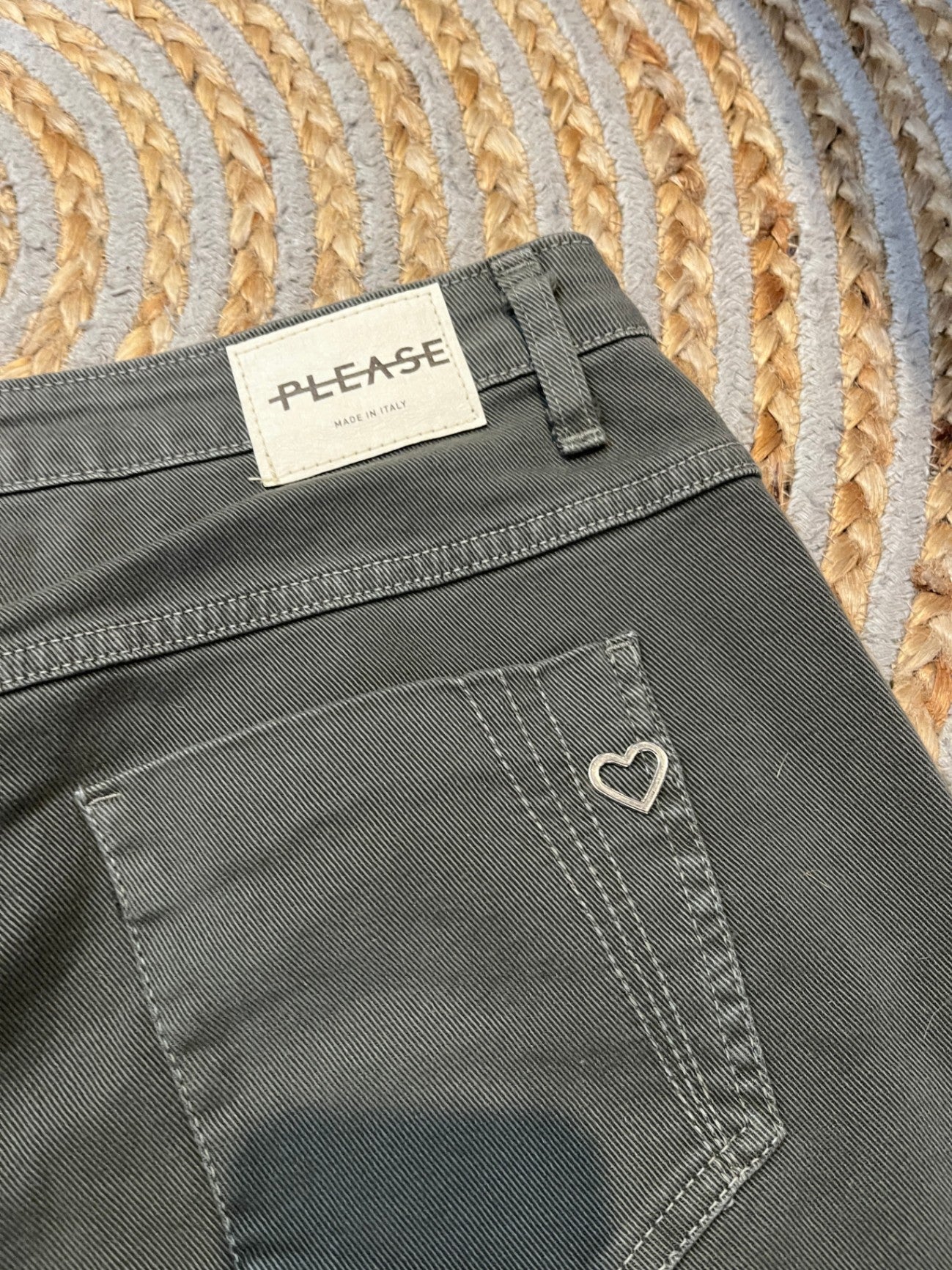 PLEASE Jeans Made in Italy – Khaki, Size Medium
