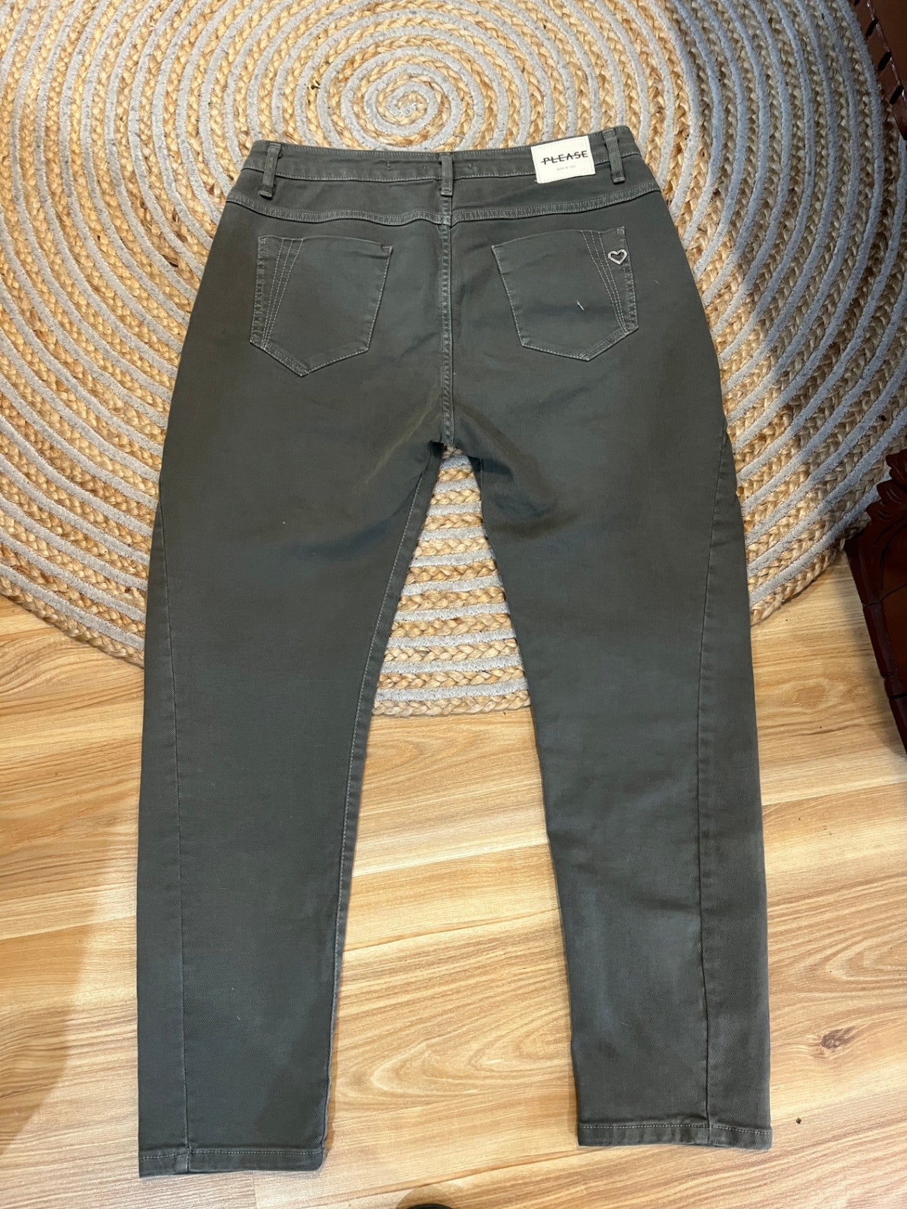 PLEASE Jeans Made in Italy – Khaki, Size Medium