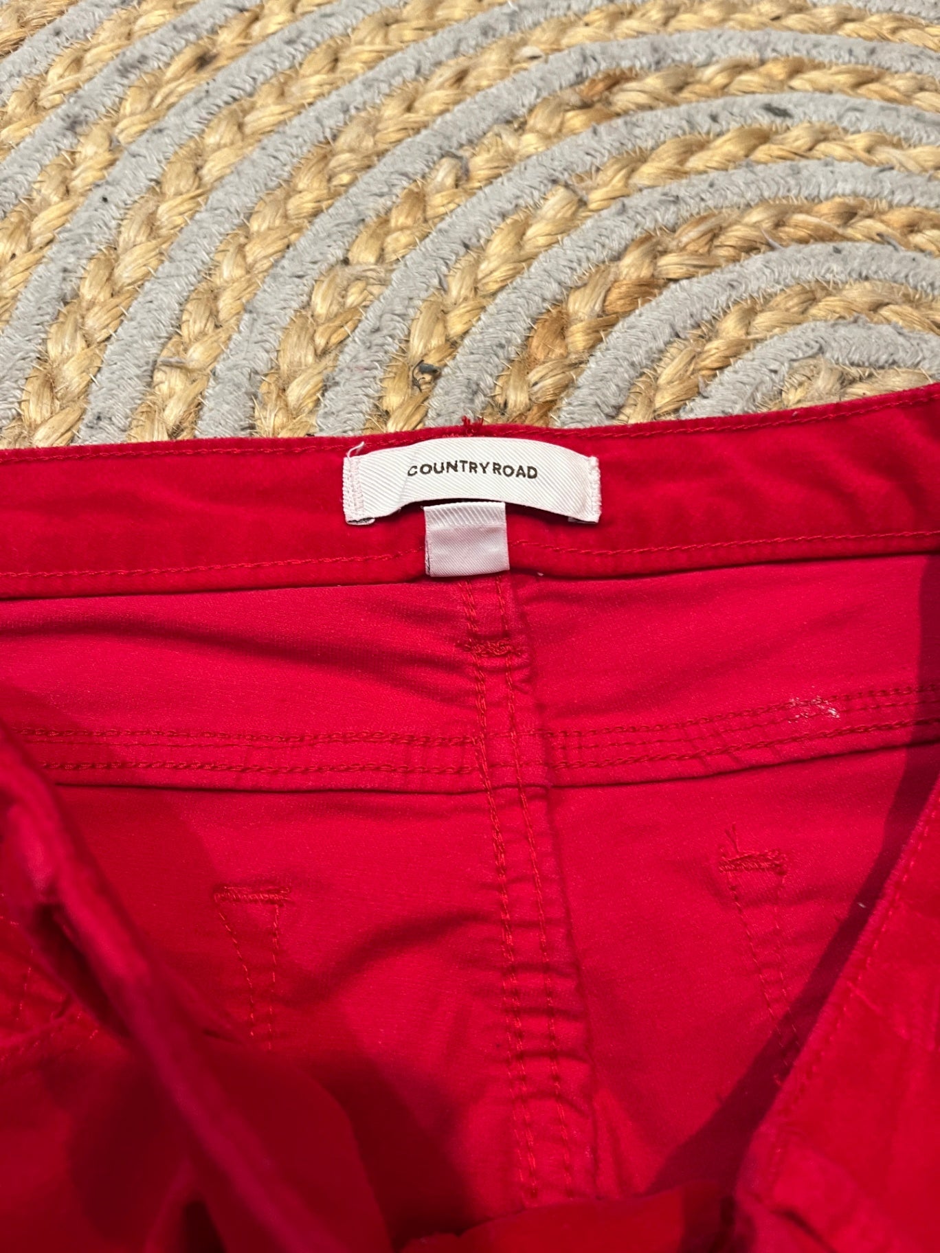 Country Road Velvet Red Jeans – Stylish & Eye-Catching, Size 6