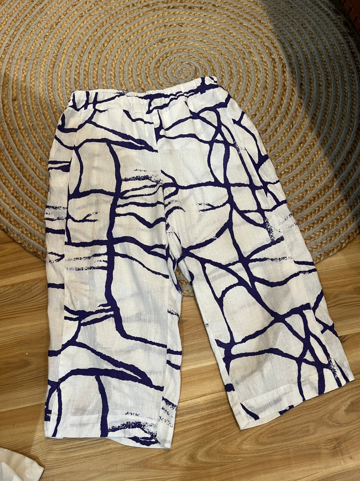Taking Shape White & Purple Swirl Wide-Leg Pants – Size 14