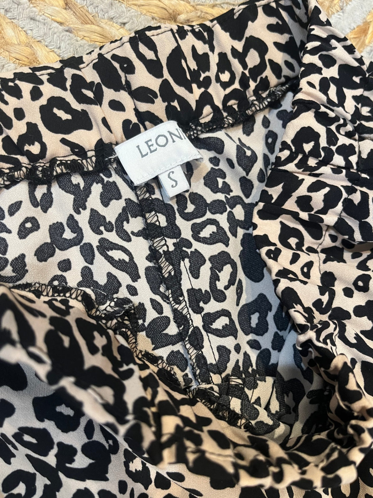 Leoni Animal Print Pants – Size Small