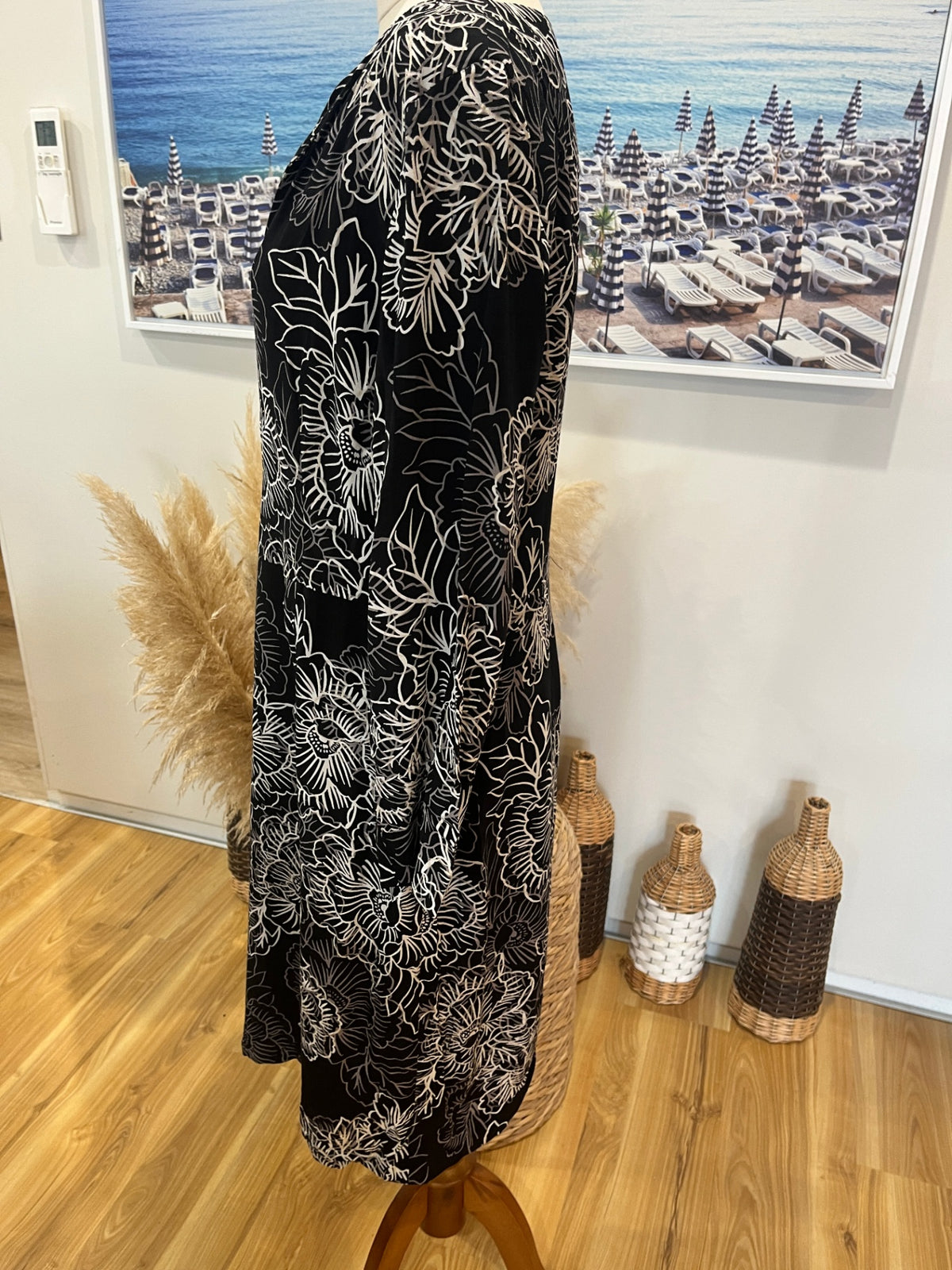 Trenery Black & White Floral 100% Viscose Dress – Size 12