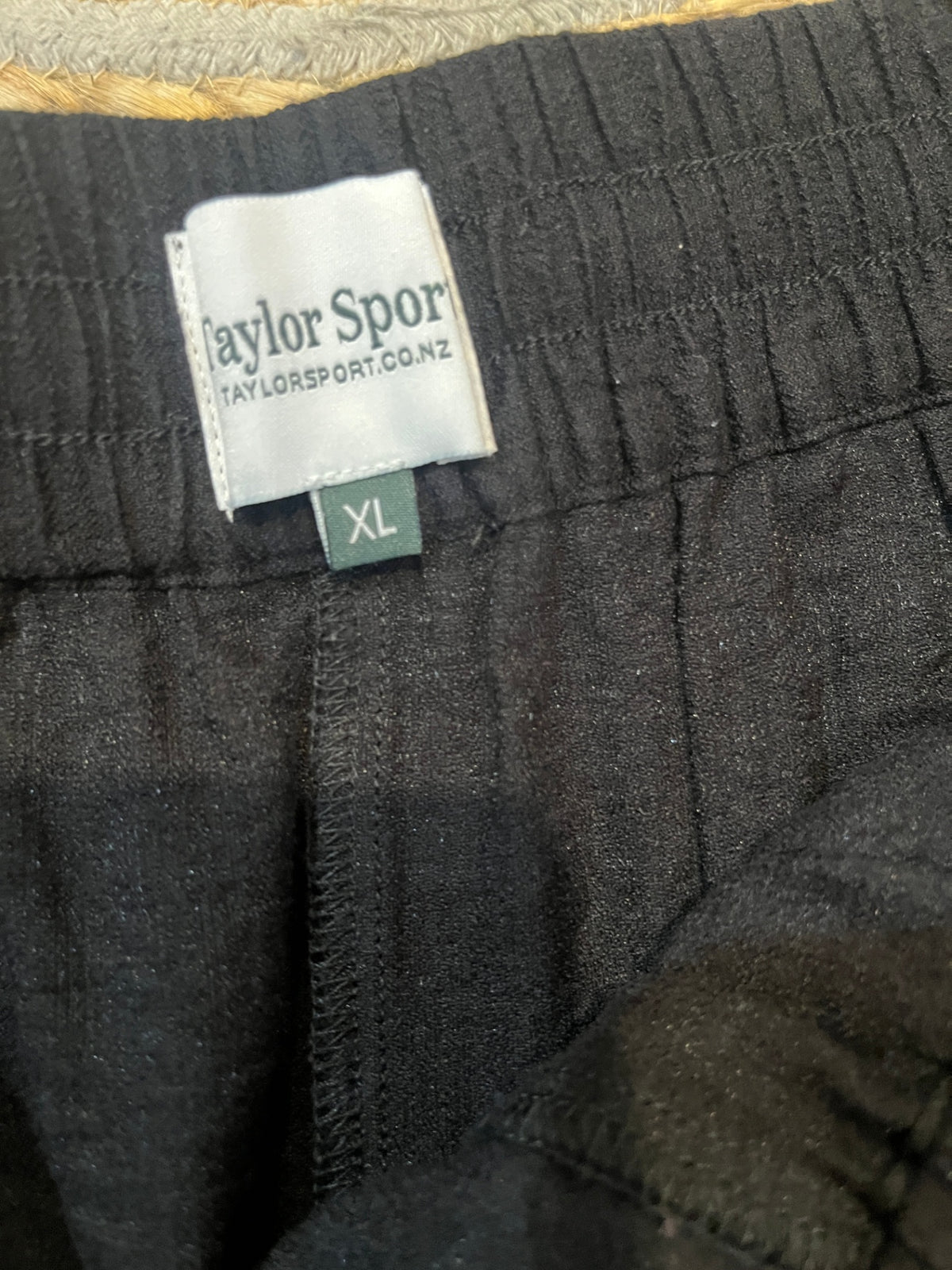 Taylor Sport Classic Black Elastic-Waist Pants – XL