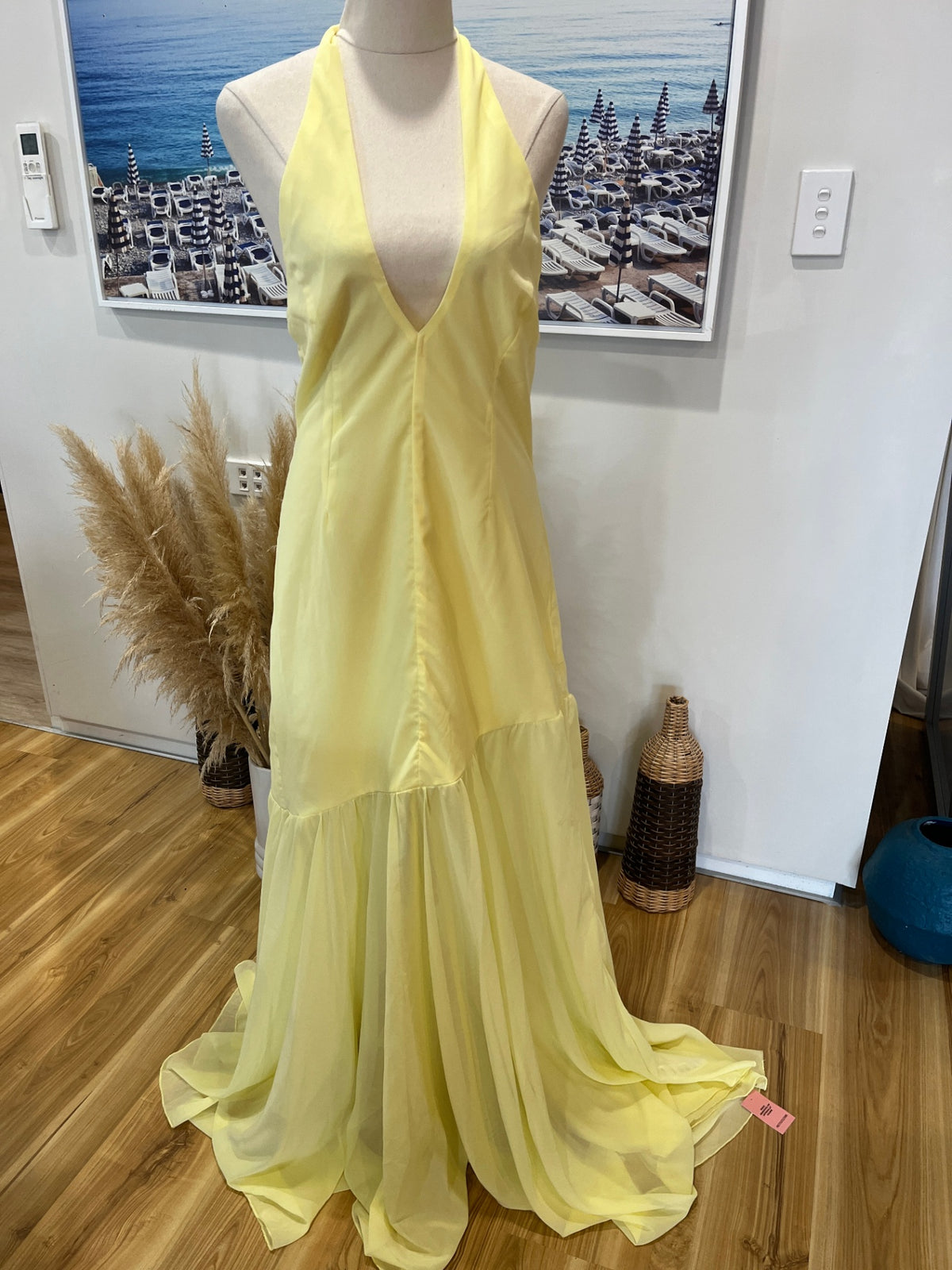 BNWT Pretty Little Thing Lemon Maxi Dress – Size 12