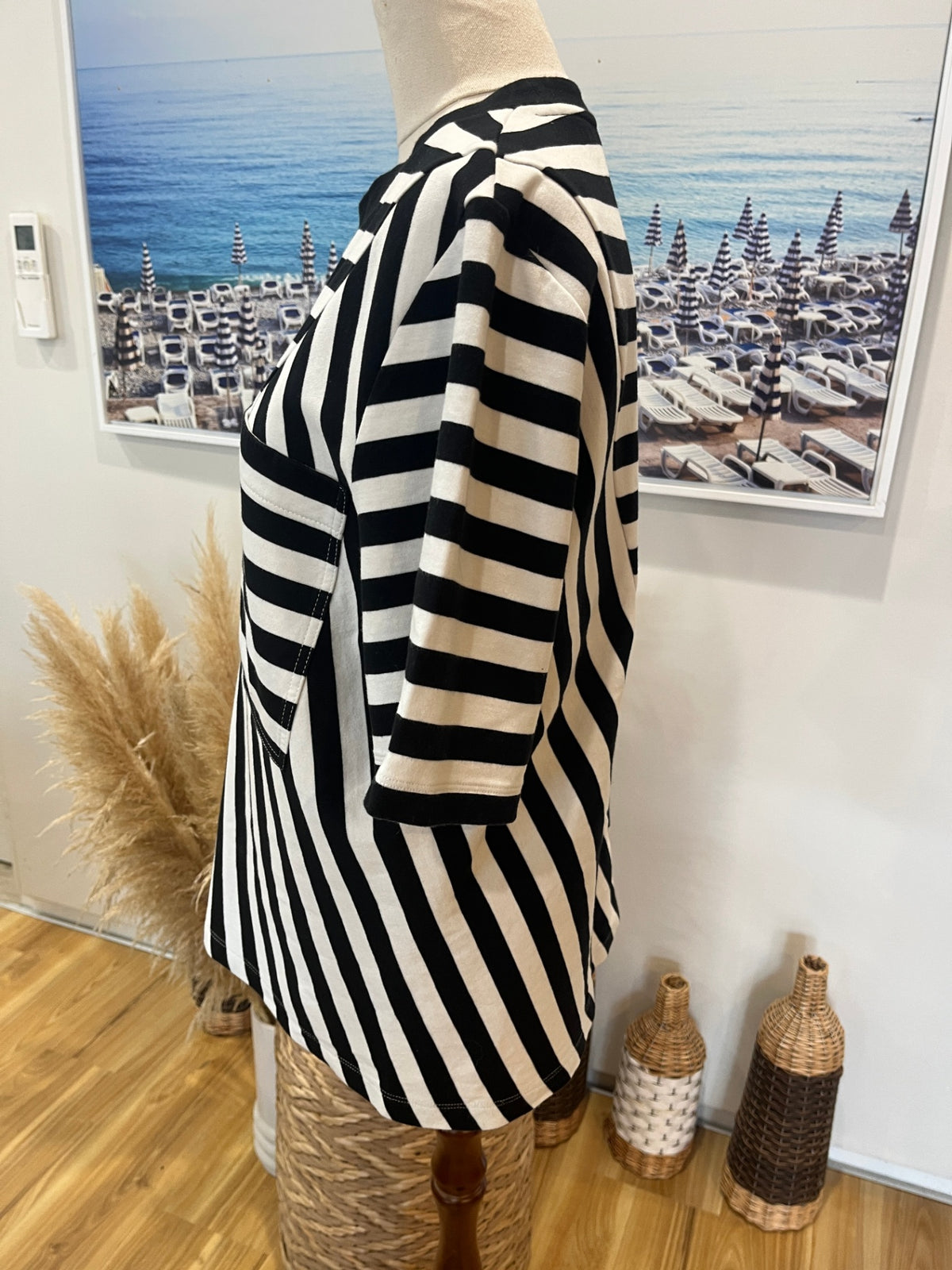 COS Black & White Striped T-Shirt – Medium