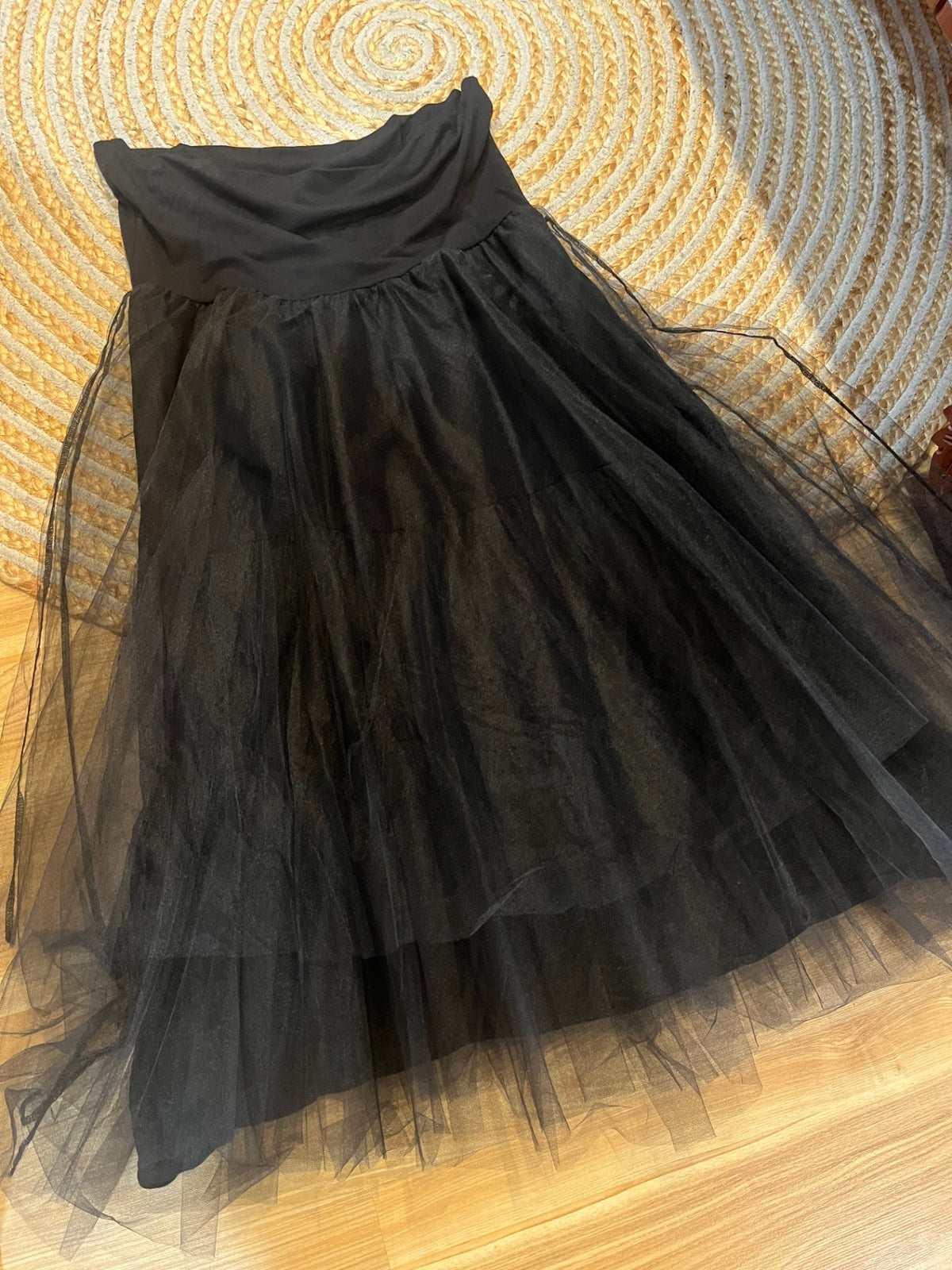 Repertoire NZ Made Classic Black Skirt – Size Large