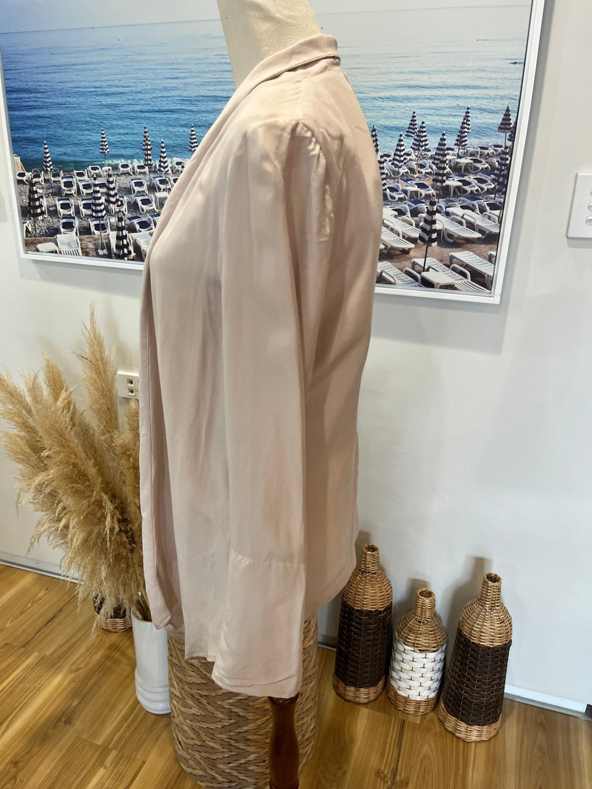 Moochi Beige Waterfall Blazer – Size 6