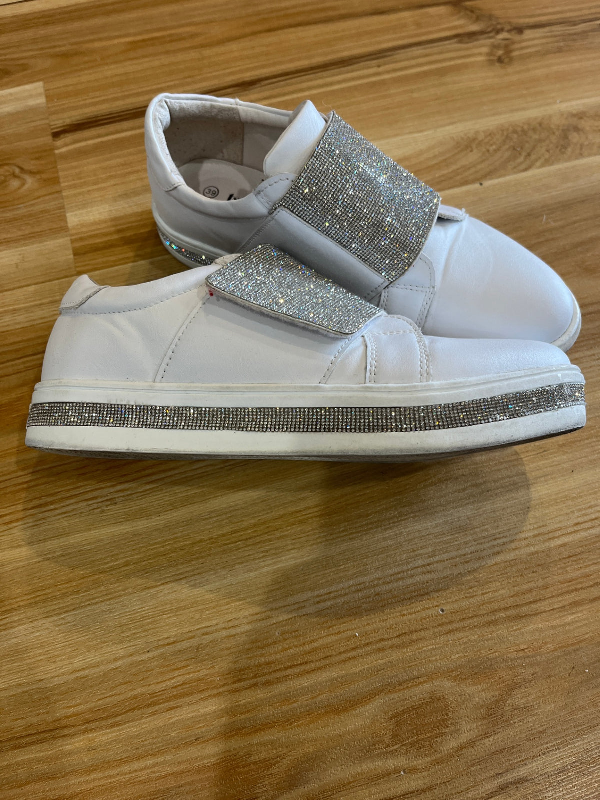 Taking Shape Shoes Strap with Velcro Closure – Size 39