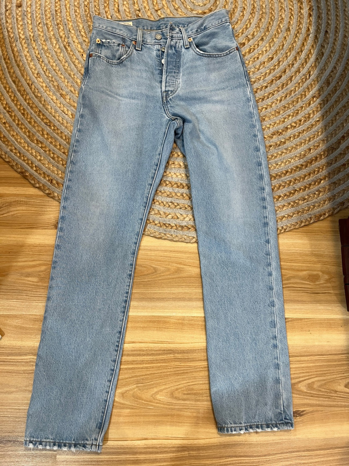 Levi’s 501 Jeans – Light Blue | W26 L30
