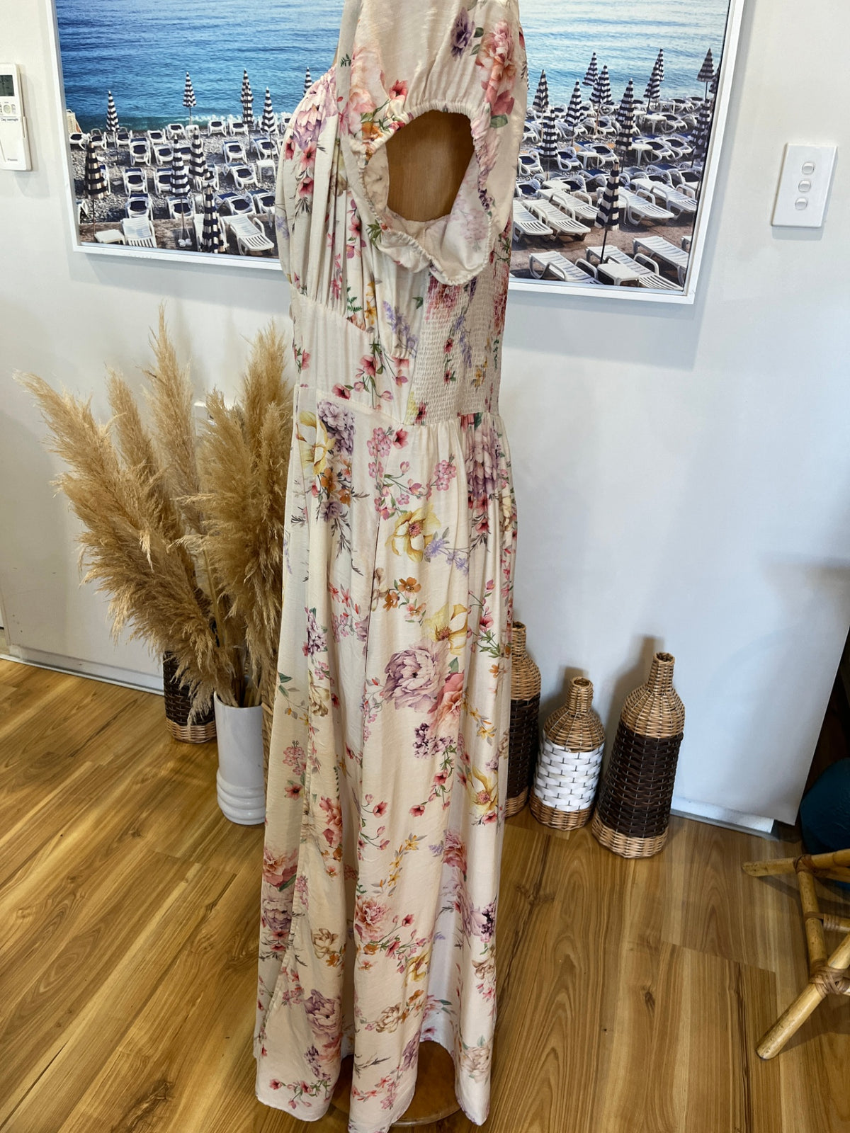 City Chic Pale Pink Floral Dress – Capped Sleeve | Size 16