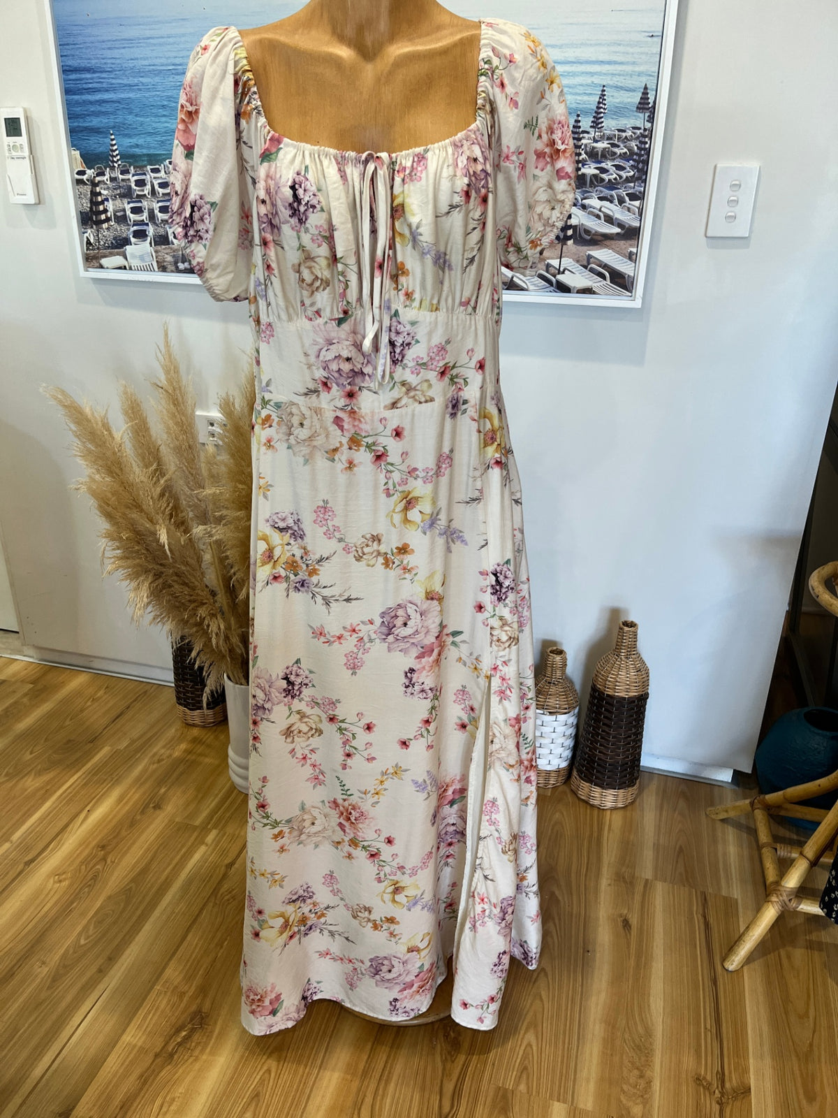 City Chic Pale Pink Floral Dress – Capped Sleeve | Size 16