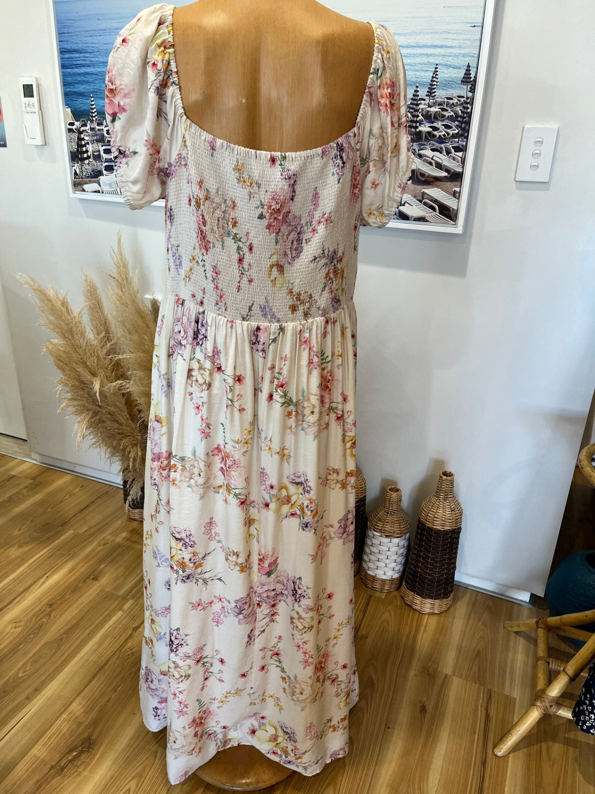 City Chic Pale Pink Floral Dress – Capped Sleeve | Size 16