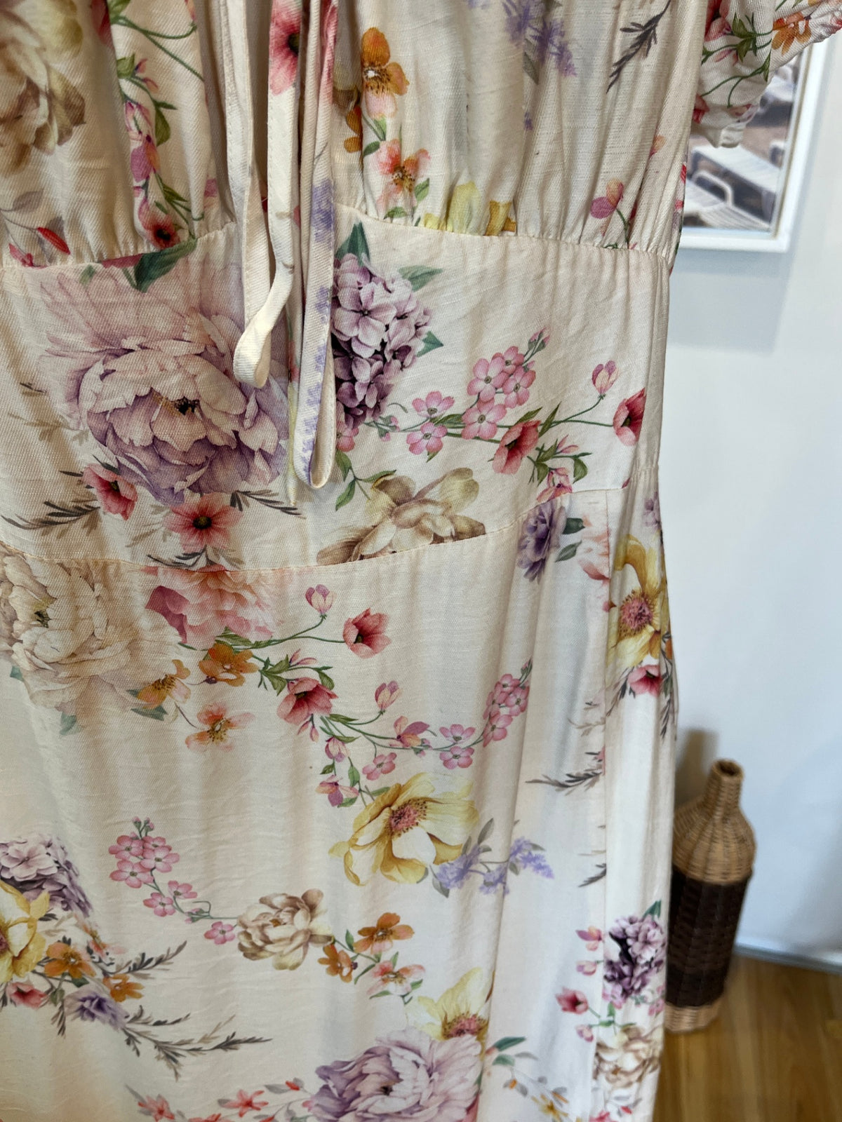 City Chic Pale Pink Floral Dress – Capped Sleeve | Size 16
