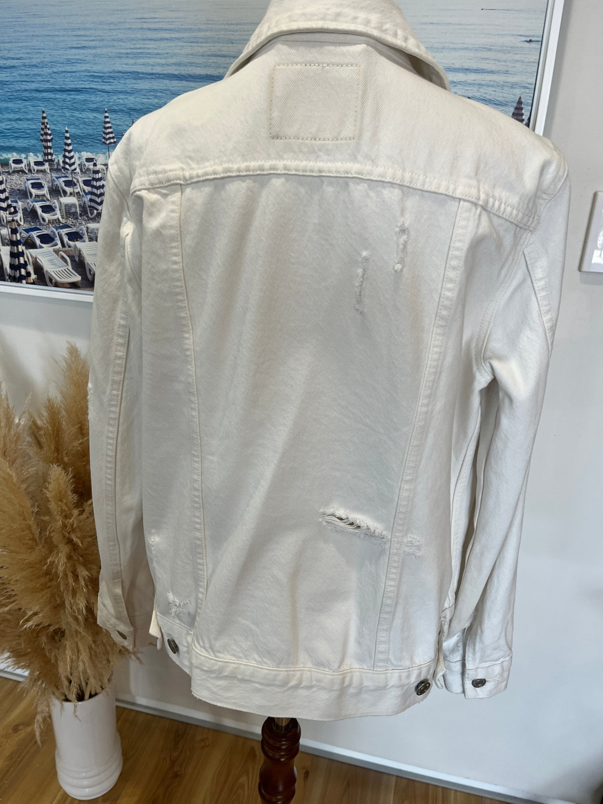 Levi’s Strauss & Co Off-White Denim Jacket Large – Distressed Vintage Style