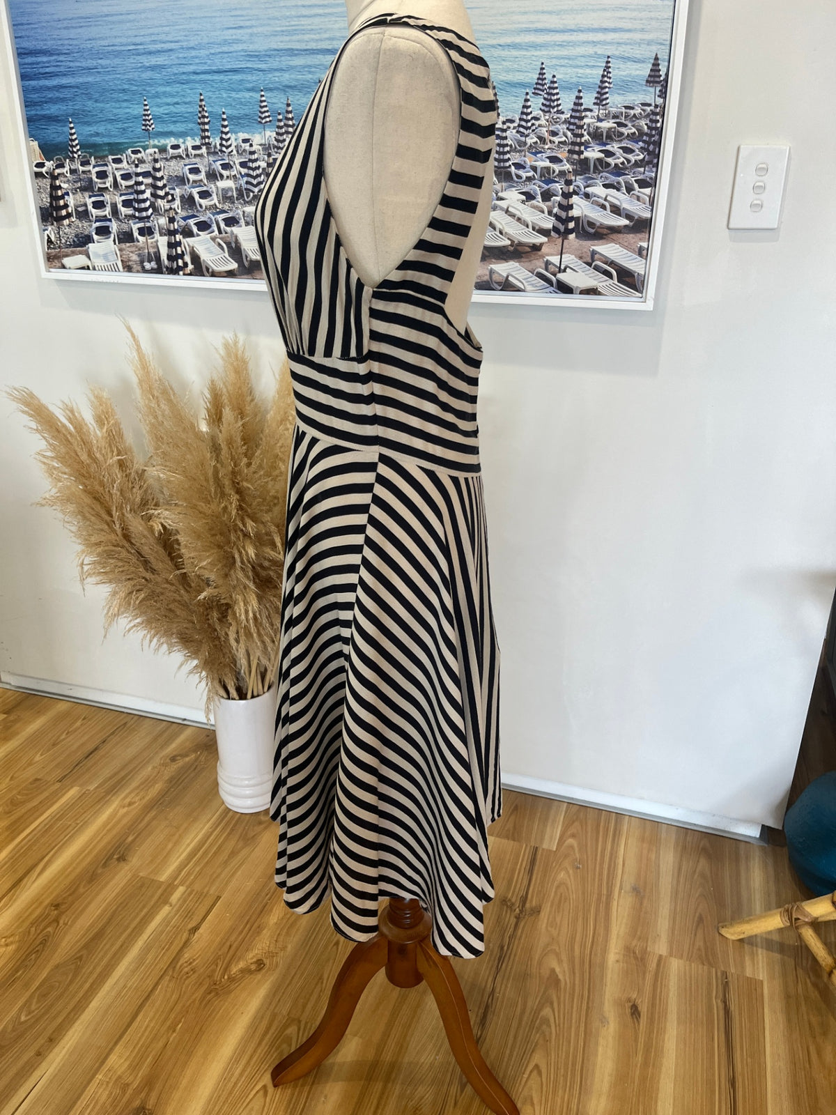 Portmans Black & Cream Striped Dress Size 12 – Cut-Out Back