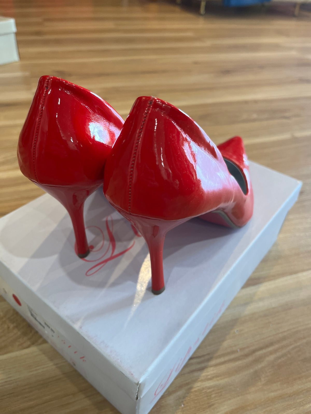 Lipstick Red Faux Patent Leather Shoes – Size 9