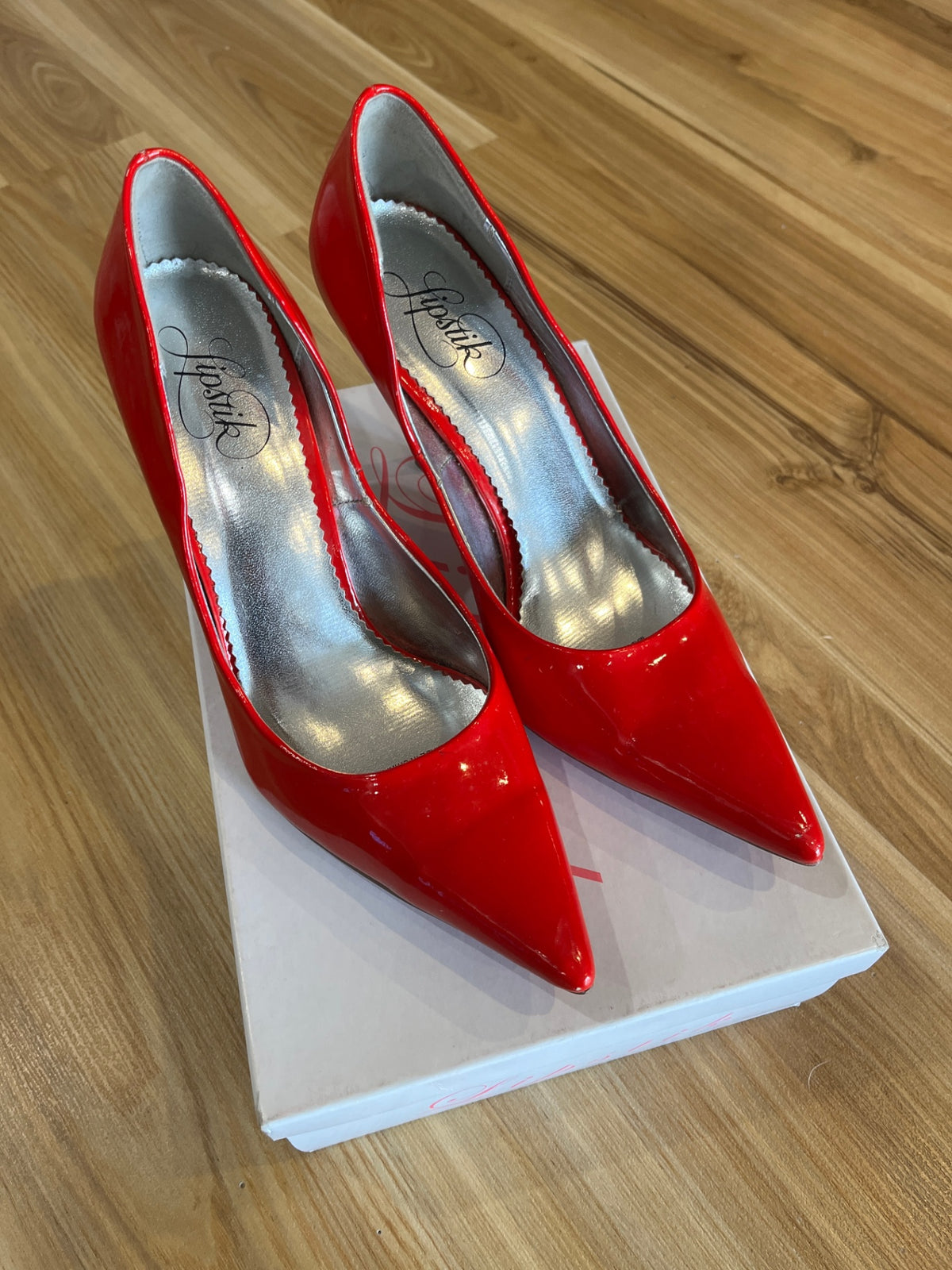 Lipstick Red Faux Patent Leather Shoes – Size 9