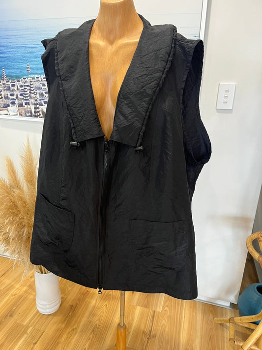 Long Island Black Zip-Up Vest – Casual Layering Style | XXL