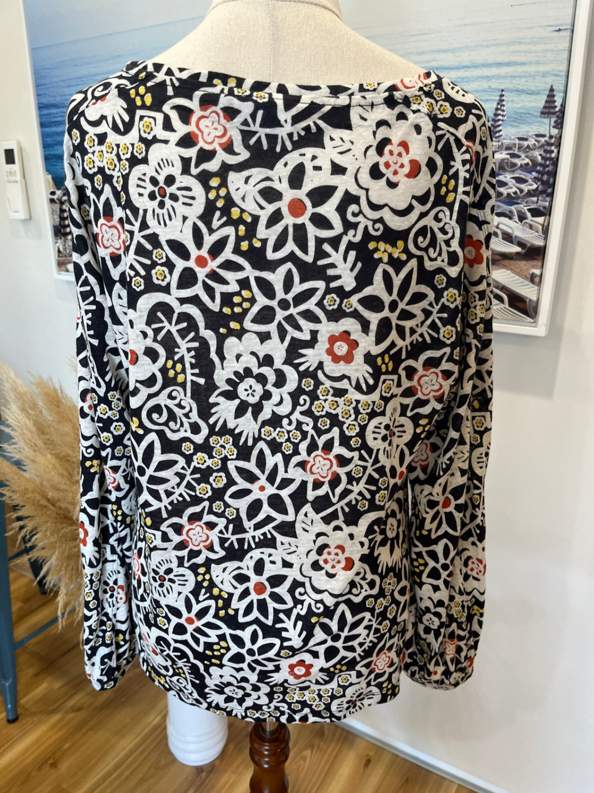 Foil Black & Cream Floral Lightweight Long Sleeve Top – Size Small