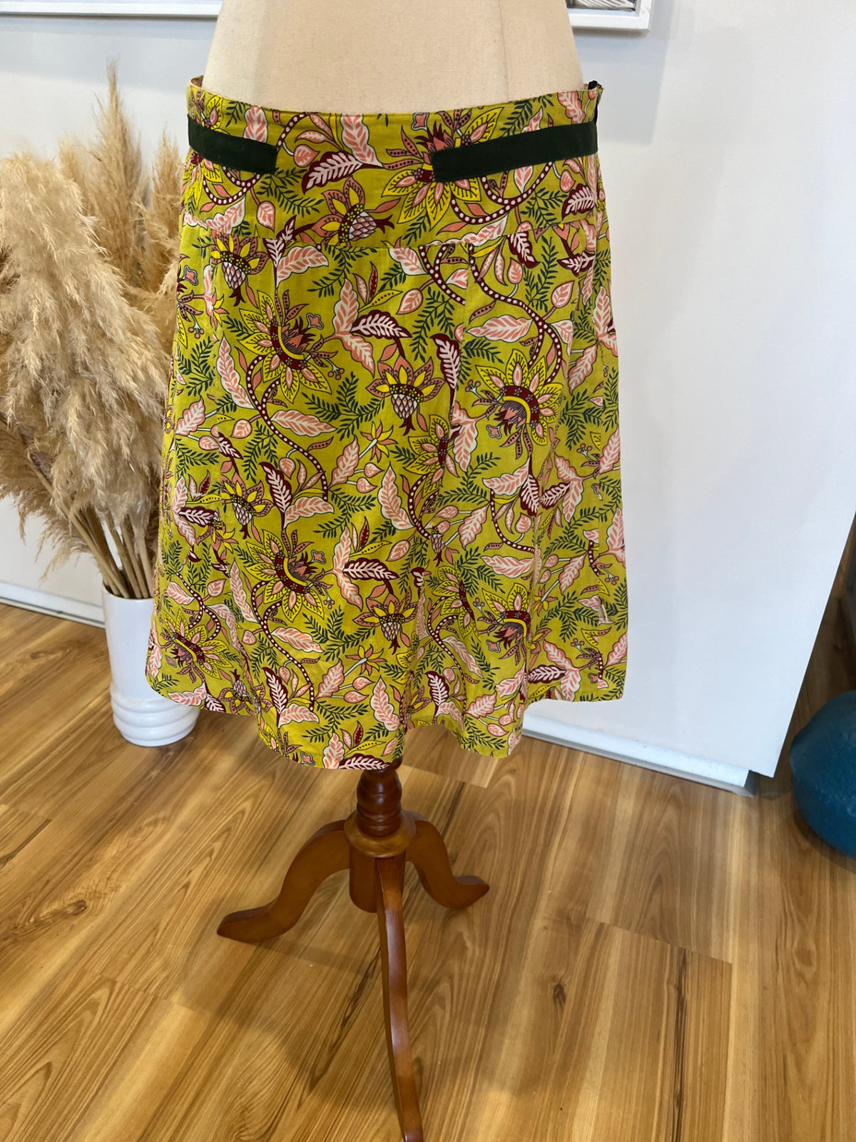 Wildflower Green Floral Ethnic Woven A-Line Skirt – Size 10