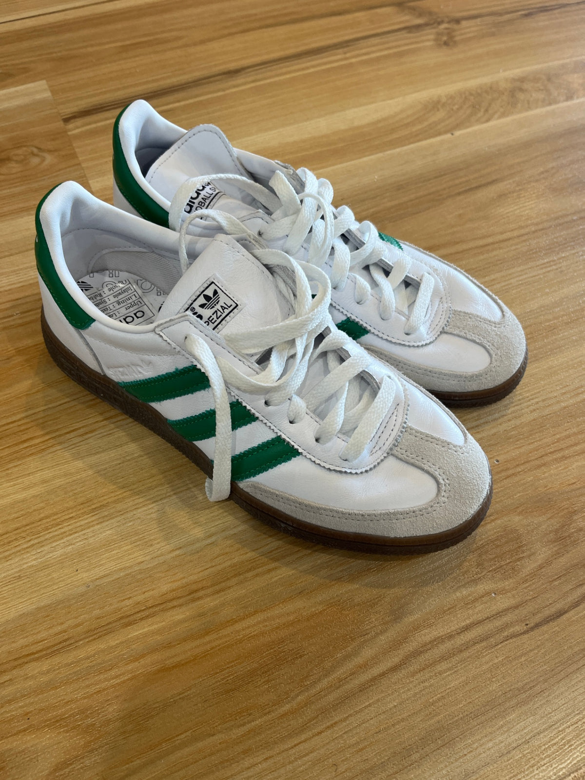 Adidas Handball Spezial White & Green Leather Sneakers – Near New – Size 38⅔